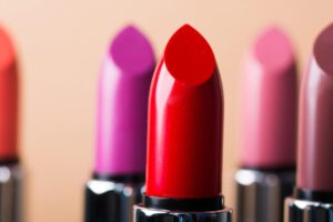 Wissen Sie davon, dass … Interessante Informationen über Lippenstifte